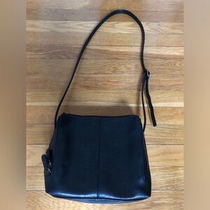 Liz Claiborne Crazy Horse Vintage Black Crossbody Purse in great conditi…